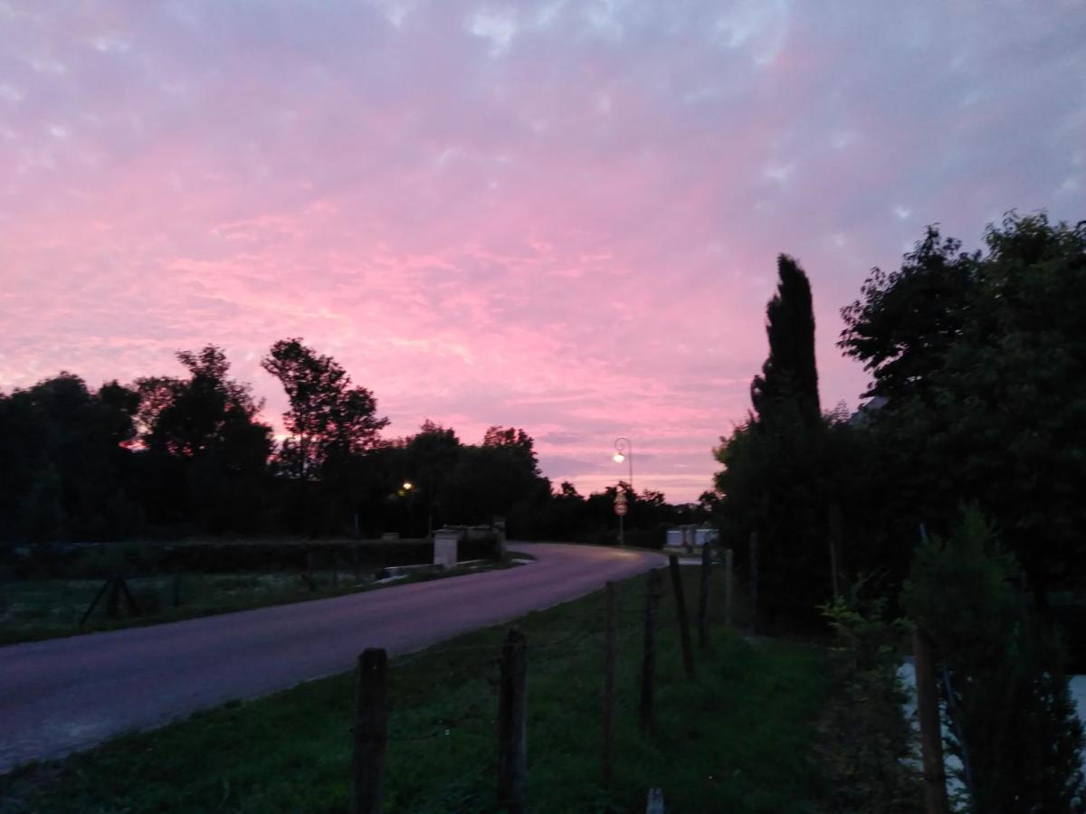 Villa l'échappée belle en Champagne à Spoy  Extérieur photo